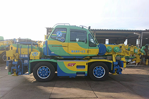 13t　クレーン車タダノ